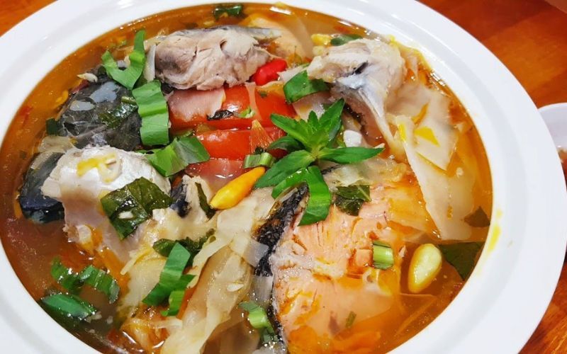 Nấu canh chua