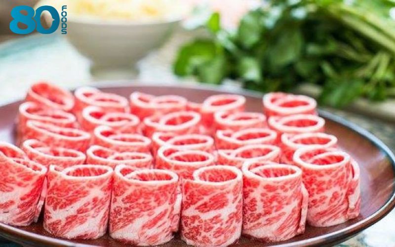 Gầu bò Mỹ là phần thịt ở ức bò trải dài từ ngực đến cổ 