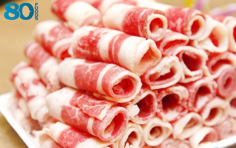 Gầu bò Mỹ cuộn là thực phẩm cao cấp  phù hợp để chế biến nhiều món ăn 